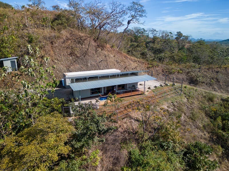 linda vista Unique Opportunity in Soncoyo Guanacaste Container Home + 2 Lots Your Perfect Getaway Near Tamarindo!