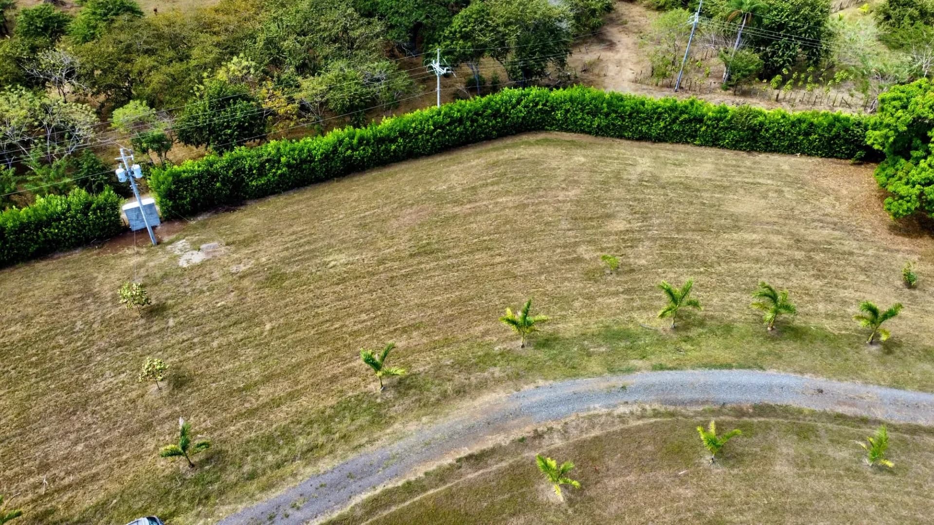 1000 m2 lot for sale in Altos de los Robles community near Liberia International Airport