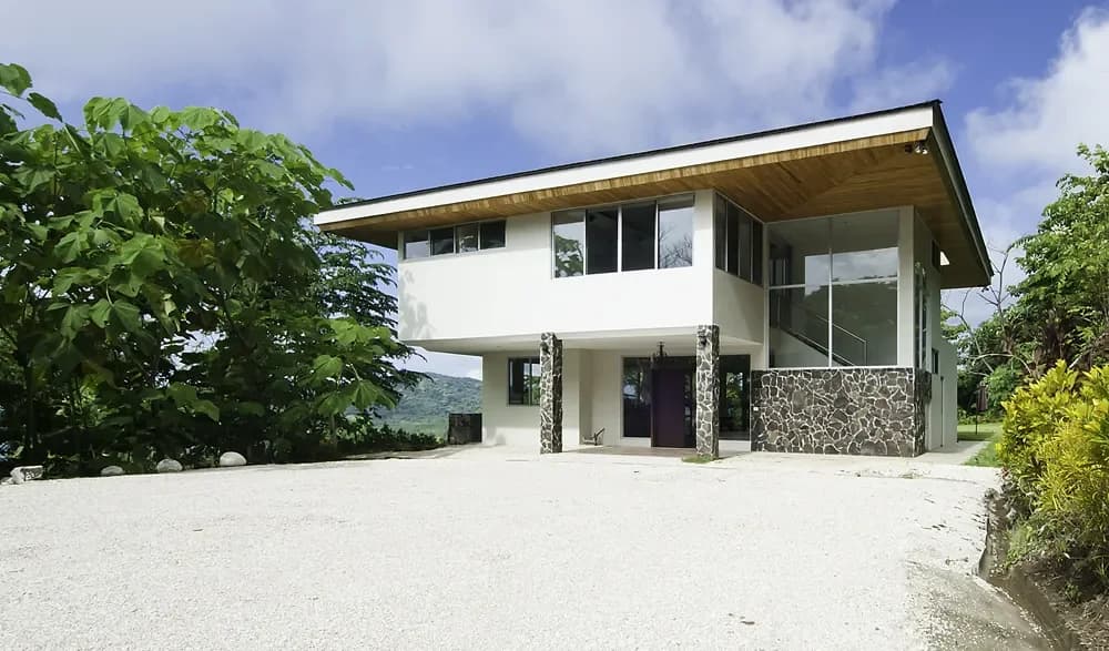 Casa Alegría Villa: A Serene Oasis for sale in Belleview Gated Community, Paquera Puntarenas