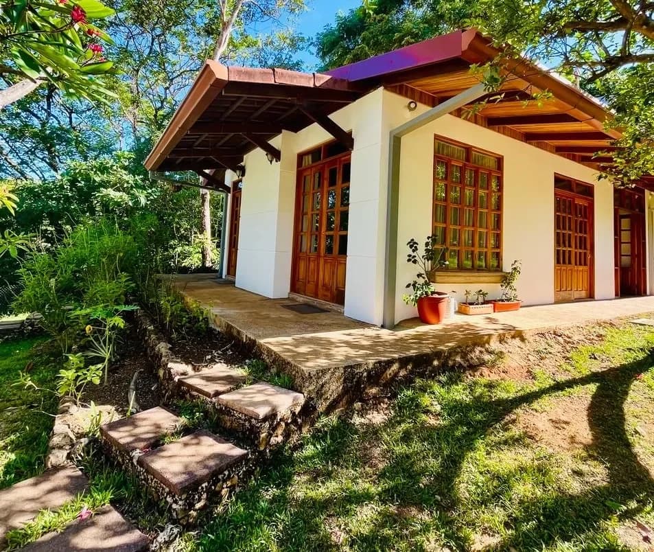 Eco Yoga Farm in Turrubares built upon 9640m2 land