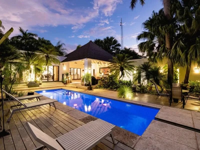 modern-and-spacious-3-bedroom-villa-on-a-large-size-lot-located-near-tamarindo